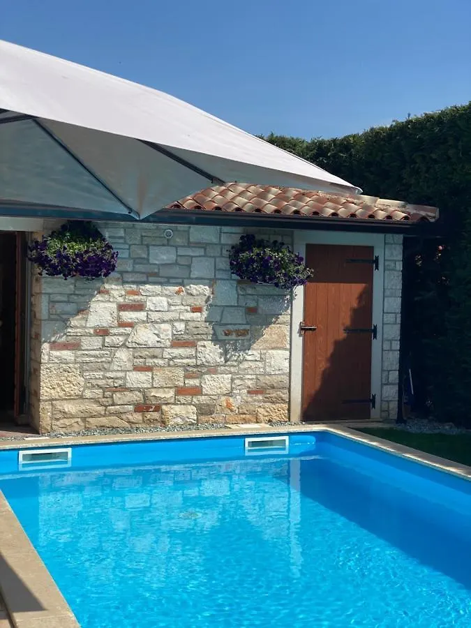 Villa Eva Karigador Novigrad  Croatia