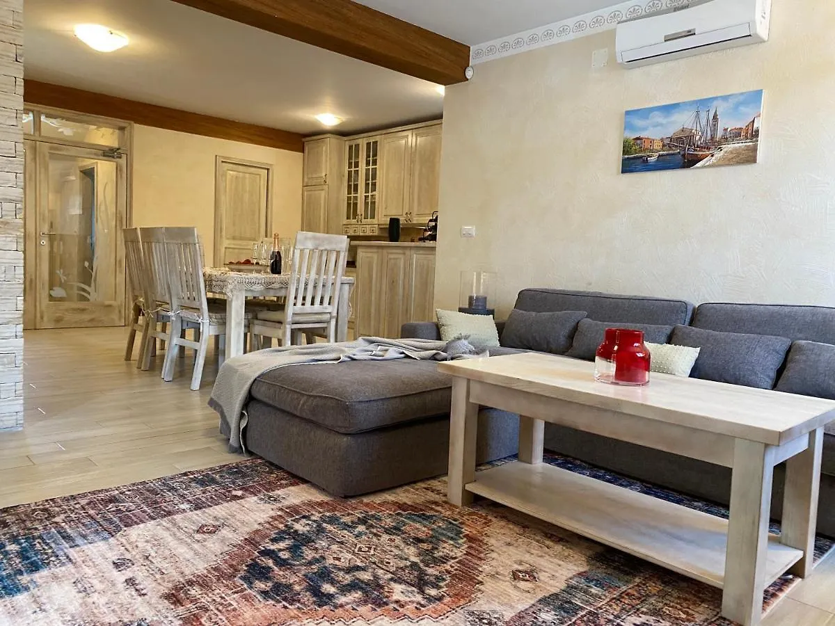 Villa Eva Karigador Novigrad